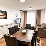 Avr Garden Budva
