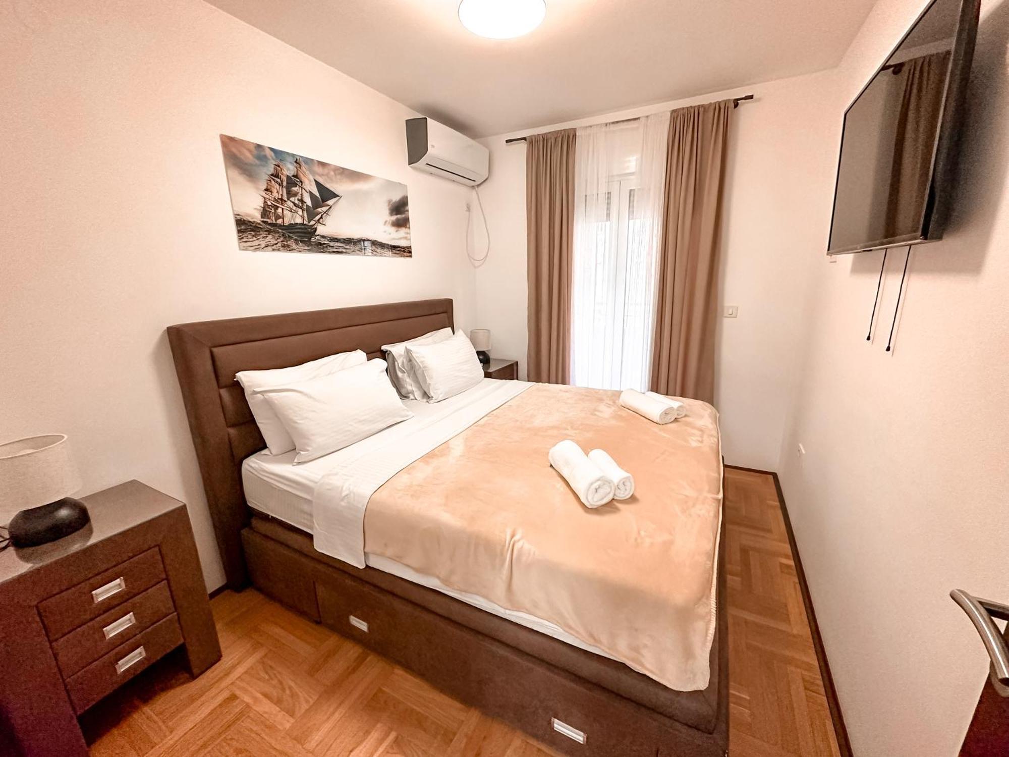 Apartment Avr Garden Budva